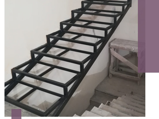 Демонтаж лестниц на металлокаркасе в Петропавловске-Камчатском: быстрый вывоз и разбор