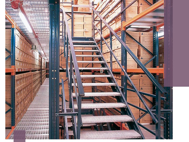 Лестницы складские прочные и безопасные под ключ в Петропавловске-Камчатском