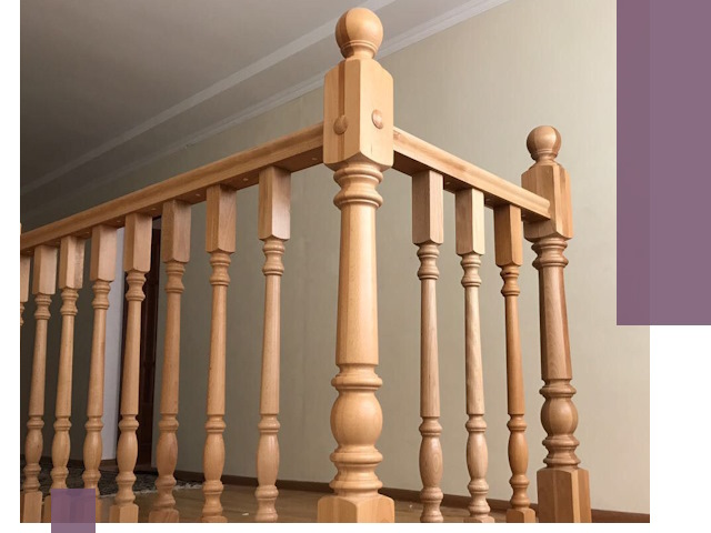 Деревянные перила на заказ в Петропавловске-Камчатском: монтаж и изготовление