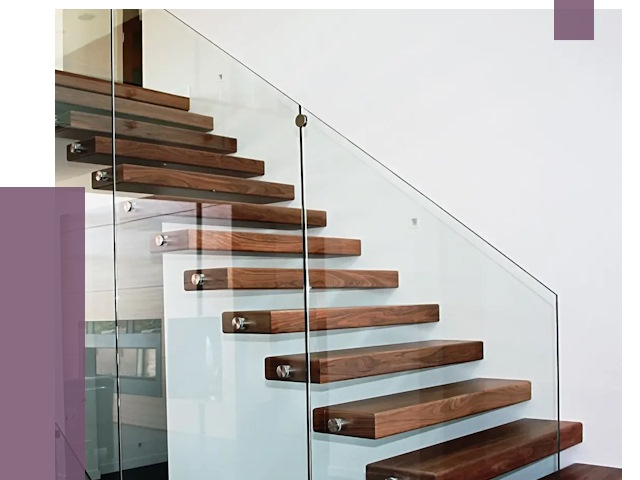 Стеклянные перила для лестницы в Петропавловске-Камчатском от 15023 руб.