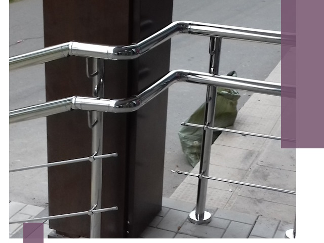 Монтаж поручней из нержавеющей стали в Петропавловске-Камчатском качественно и быстро